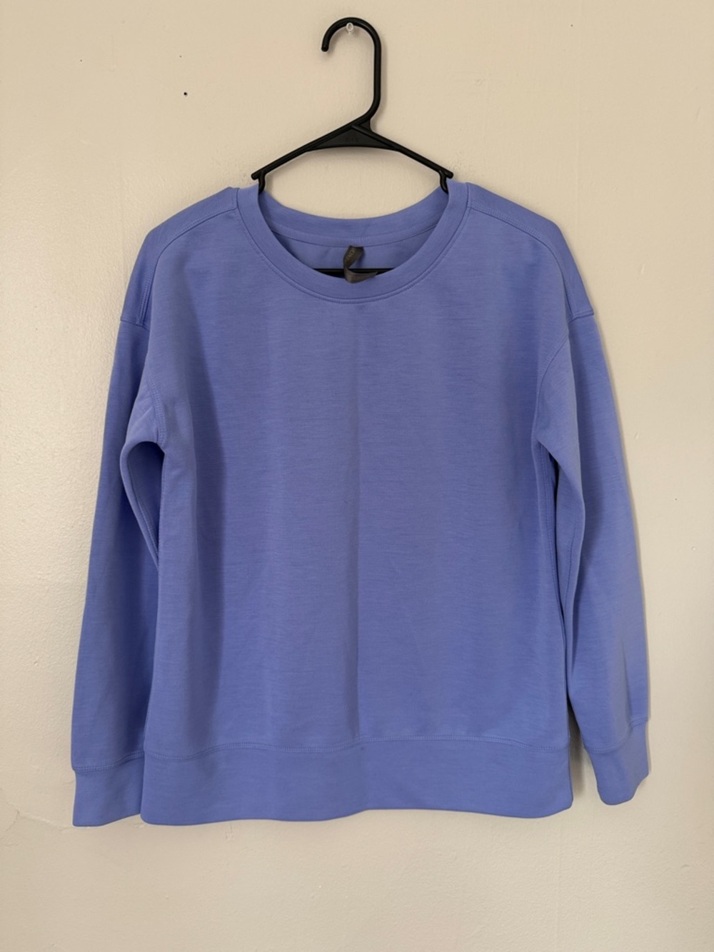 Mondetta Lavender Crewneck Sweatshirt